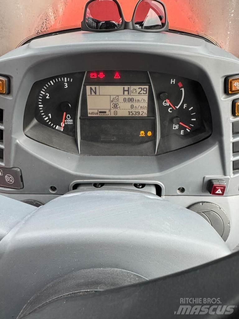 Kubota M135GX 拖拉机/农用车