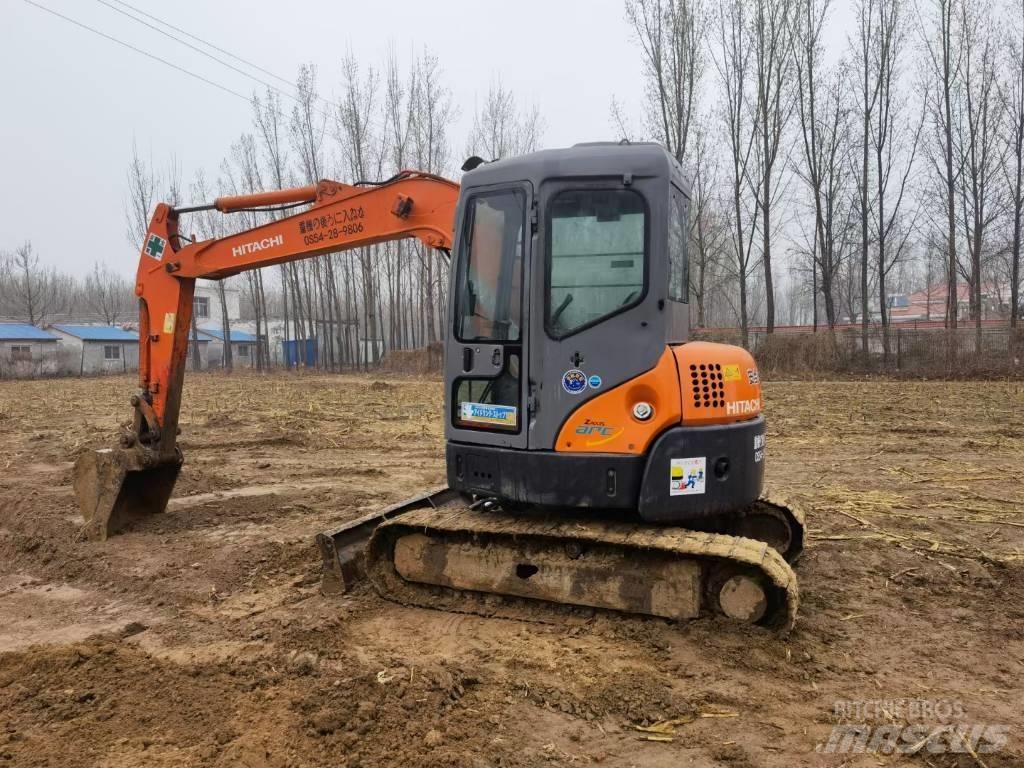 Hitachi ZX 55 小型挖掘机