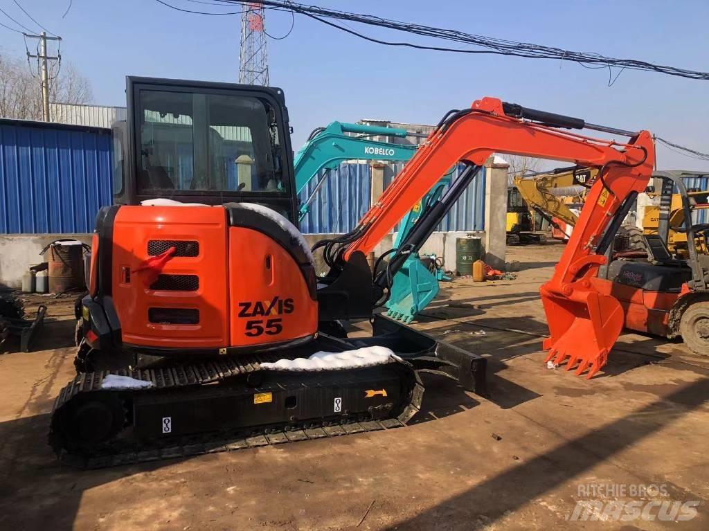 Hitachi ZX 55 小型挖掘机