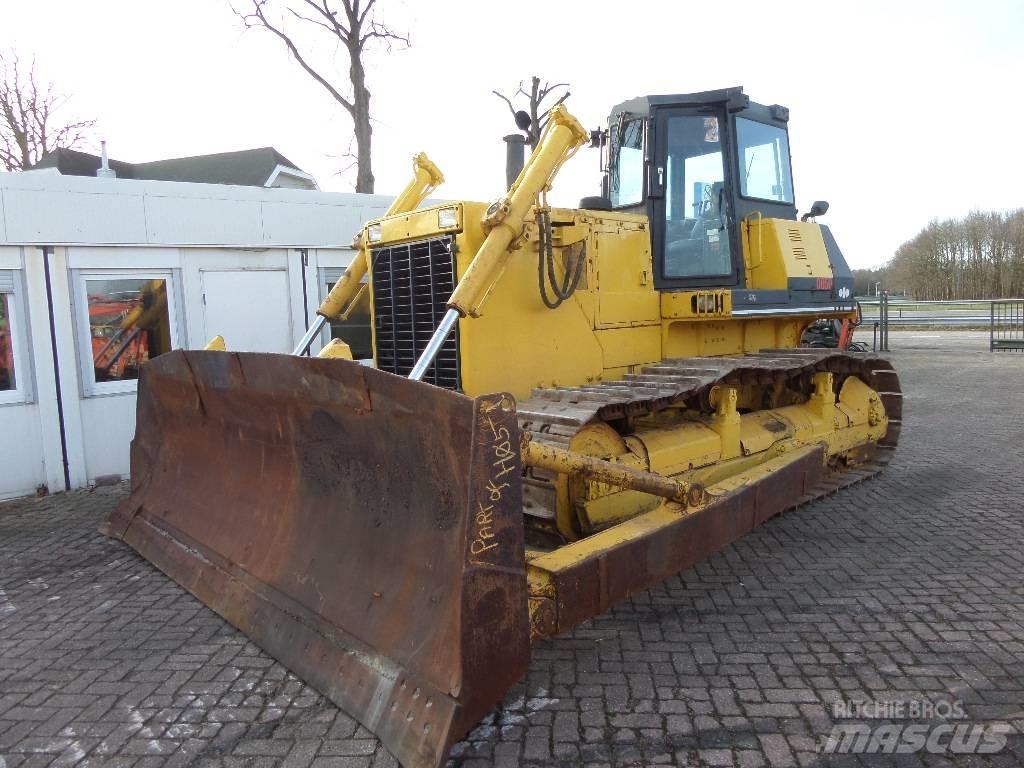 Komatsu D85P-21 履带式推土机