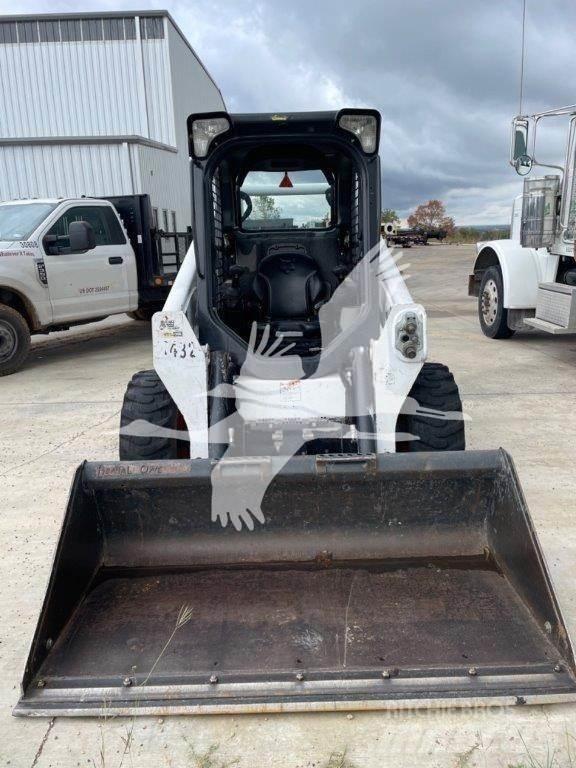 Bobcat S570 滑移装载机