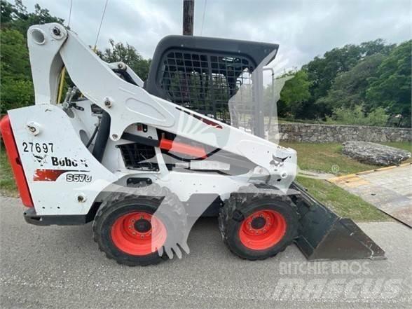 Bobcat S570 滑移装载机