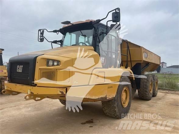 CAT 730 铰接式自卸车