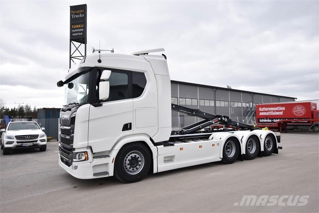 Scania R590 8X4 工程吊钩车