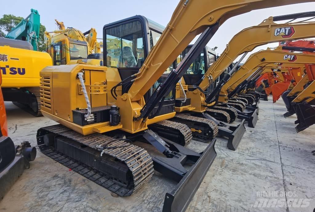 CAT 306 E2 小型挖掘机
