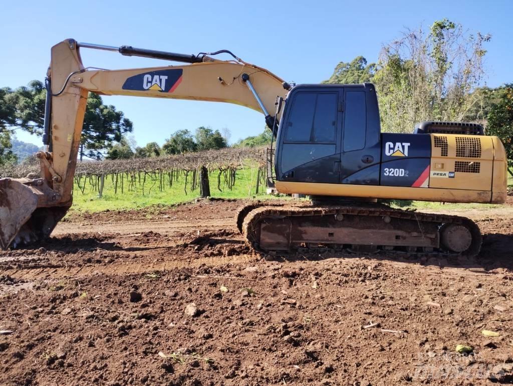 CAT 320D2 履带挖掘机