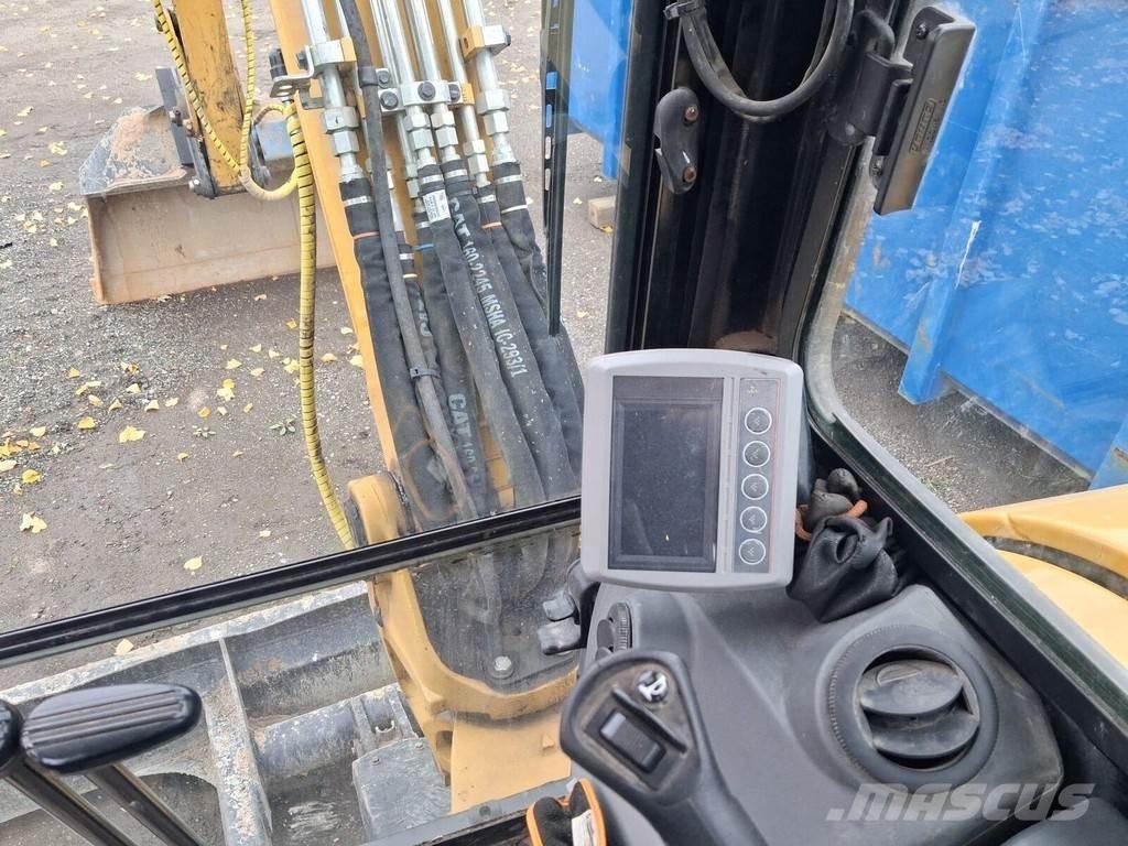 CAT 305E2CR 小型挖掘机