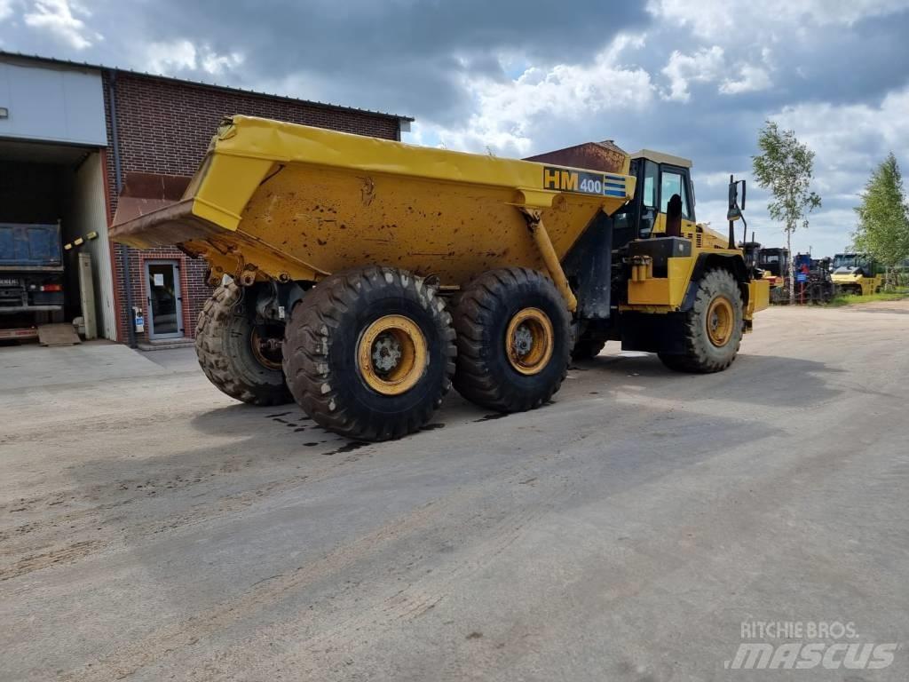 Komatsu HM 400 6x6 铰接式自卸车