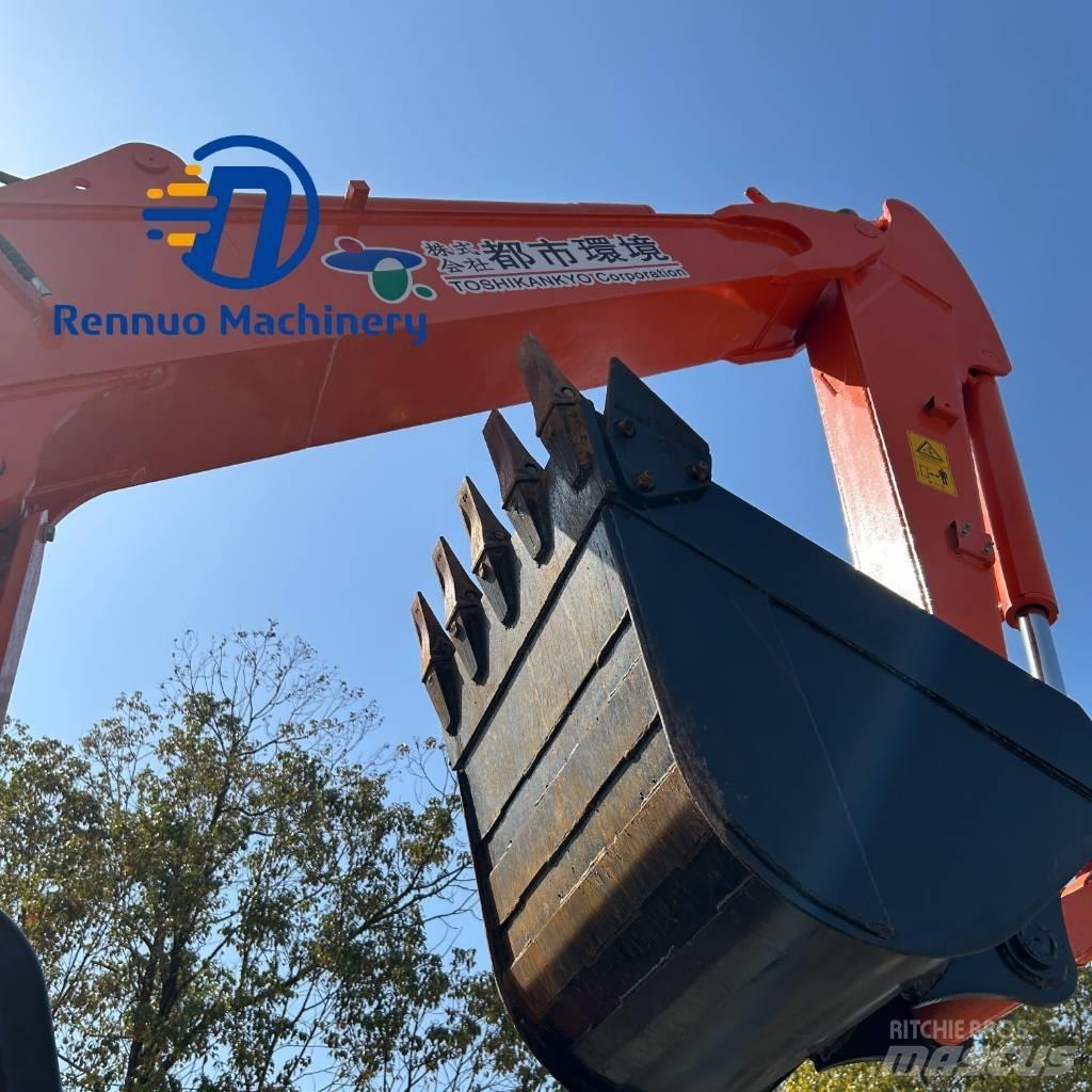 Hitachi ZX60 小型挖掘机