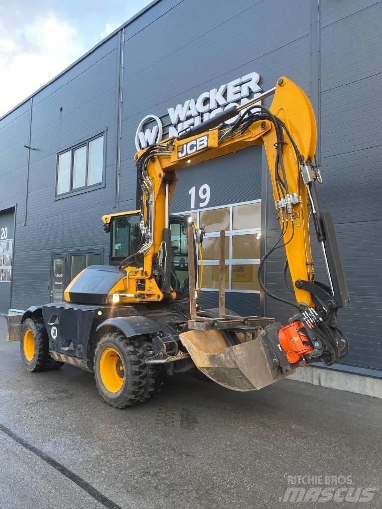 JCB 110 W 轮式挖掘机