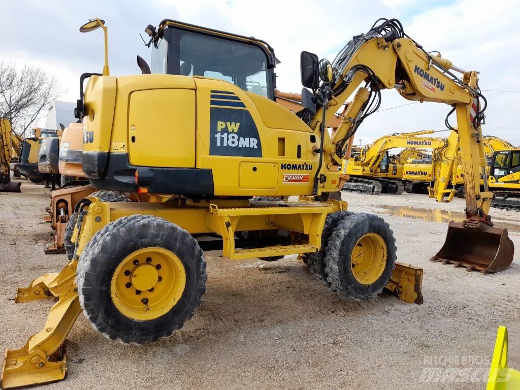 Komatsu PW118MR-8 轮式挖掘机