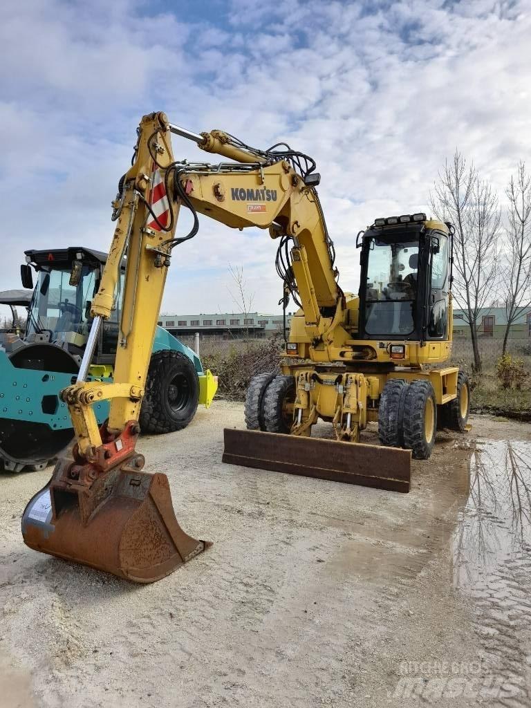 Komatsu PW118MR-8 轮式挖掘机