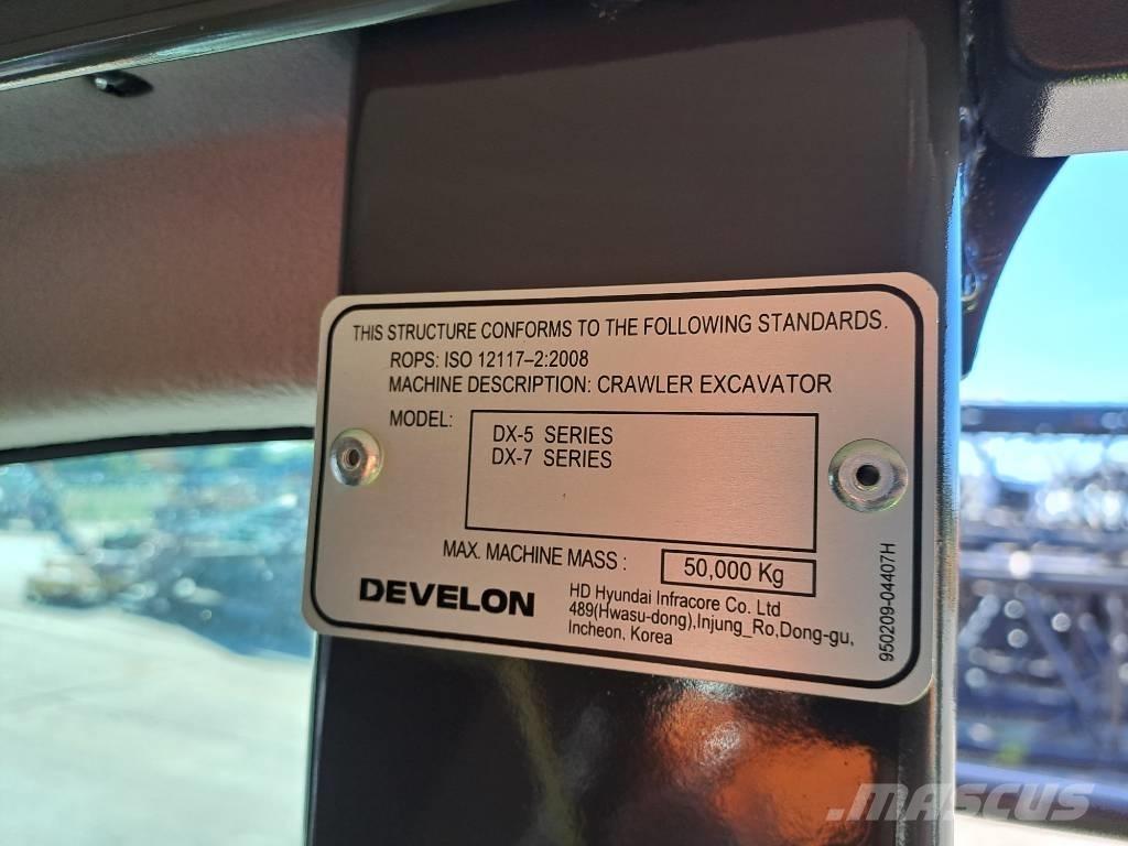 Doosan DX300LC-7M 履带挖掘机