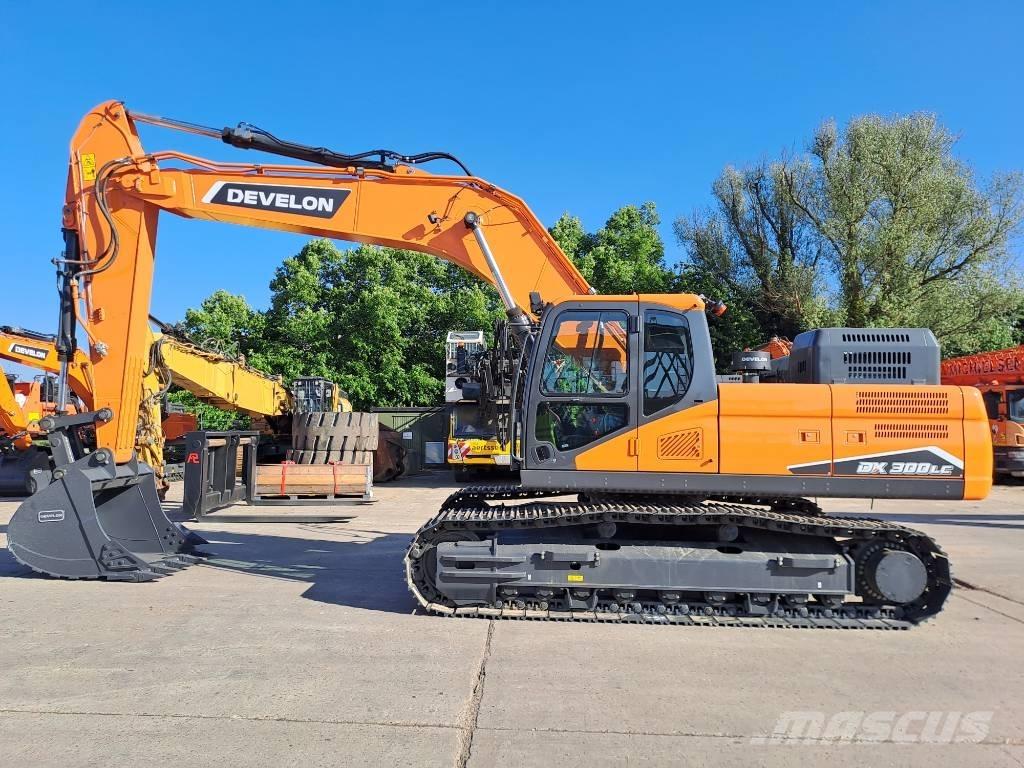 Doosan DX300LC-7M 履带挖掘机