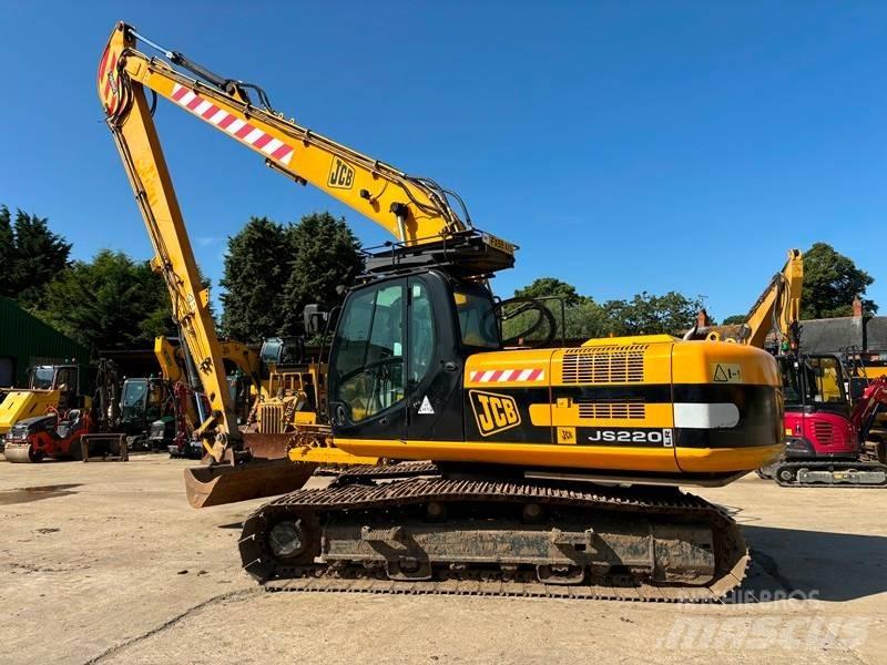JCB JS 220 LR 履带挖掘机