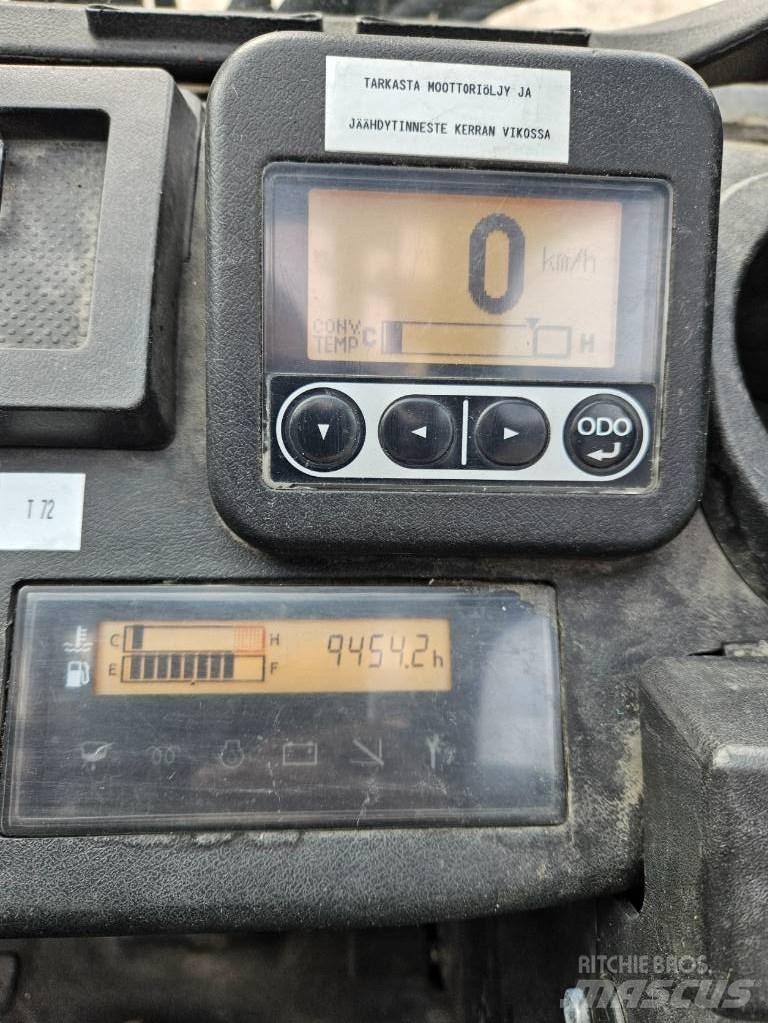 Toyota 02-8 FDF 25 柴油叉车