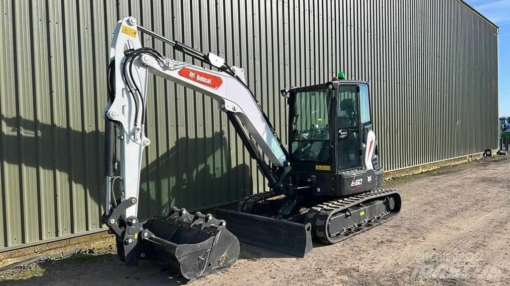 Bobcat E60 小型挖掘机