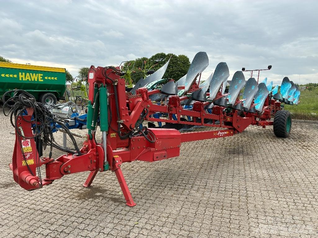 Kverneland PW100 双向犁
