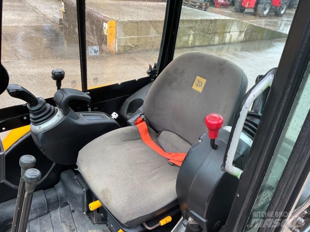 JCB 8030 小型挖掘机