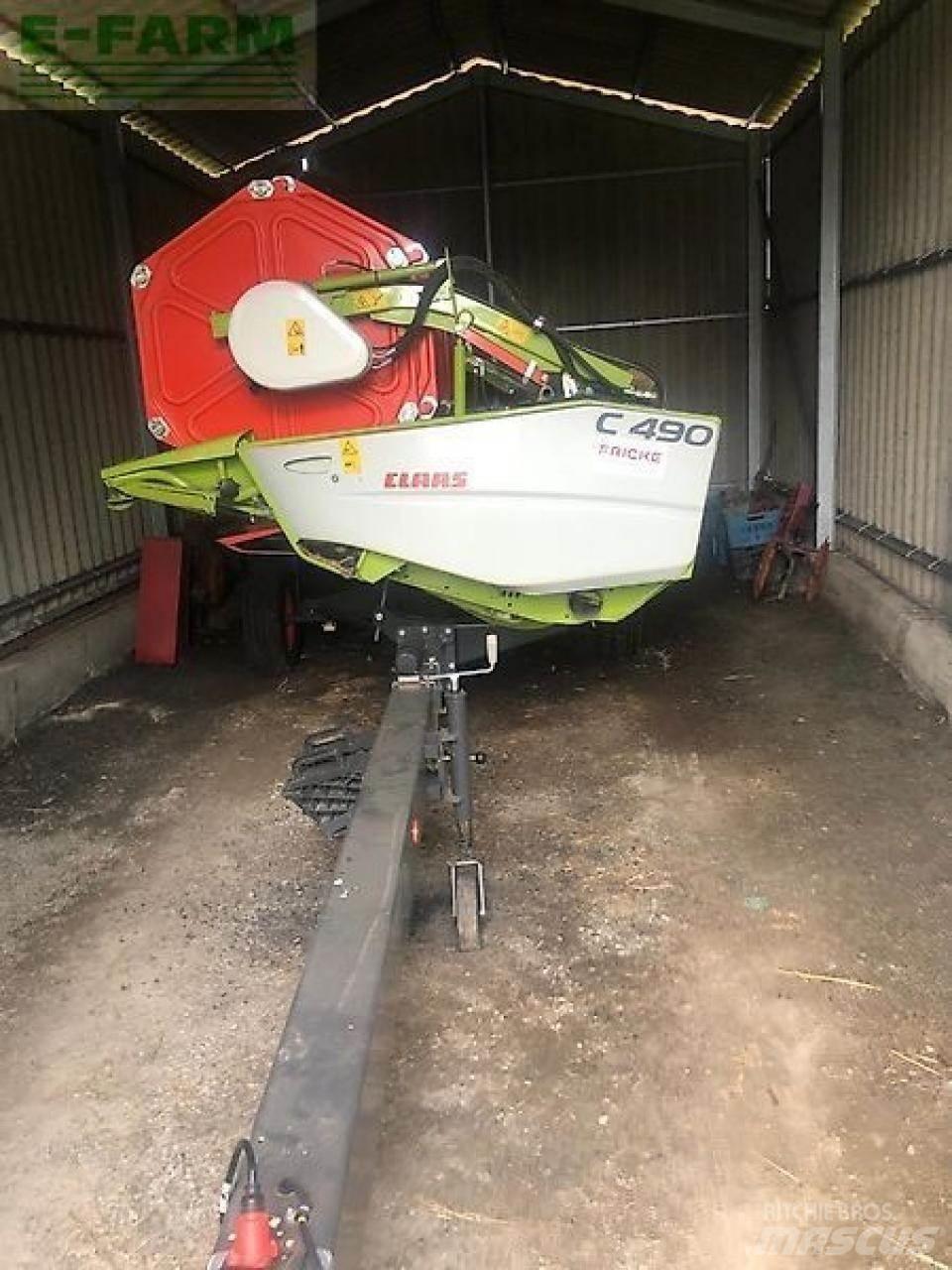 CLAAS avero 240 联合收割机