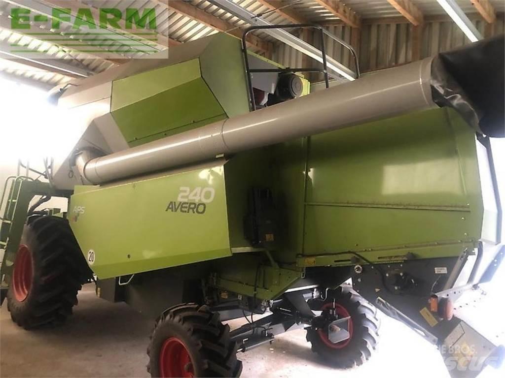 CLAAS avero 240 联合收割机