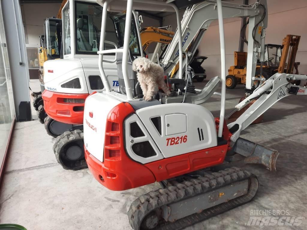 Takeuchi TB216 小型挖掘机