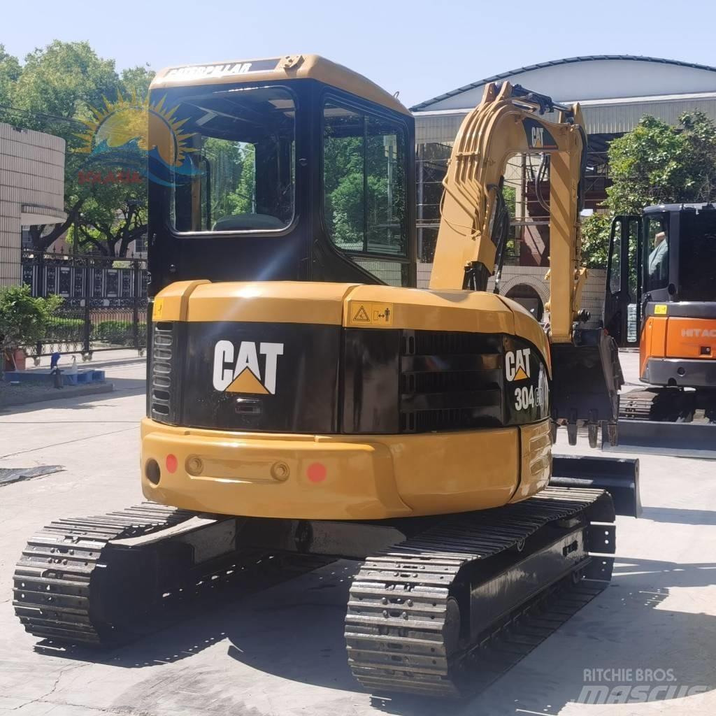 CAT 304 CR 小型挖掘机