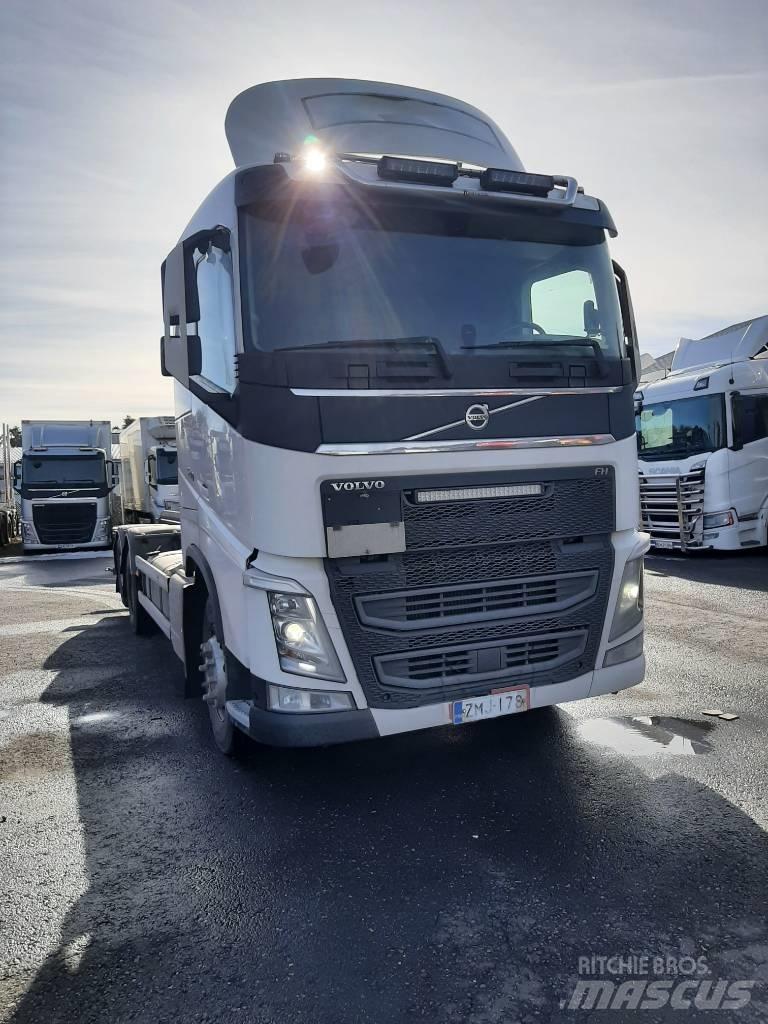 Volvo FH 13 集装箱叉车