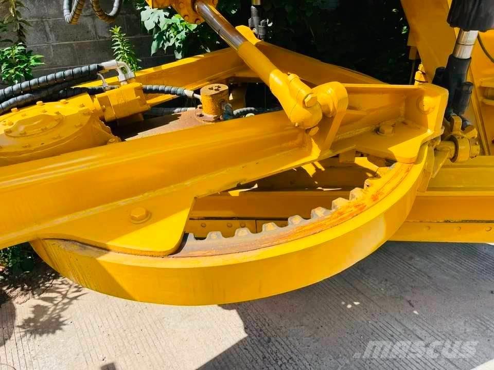 CAT 140h 平地机/推土机