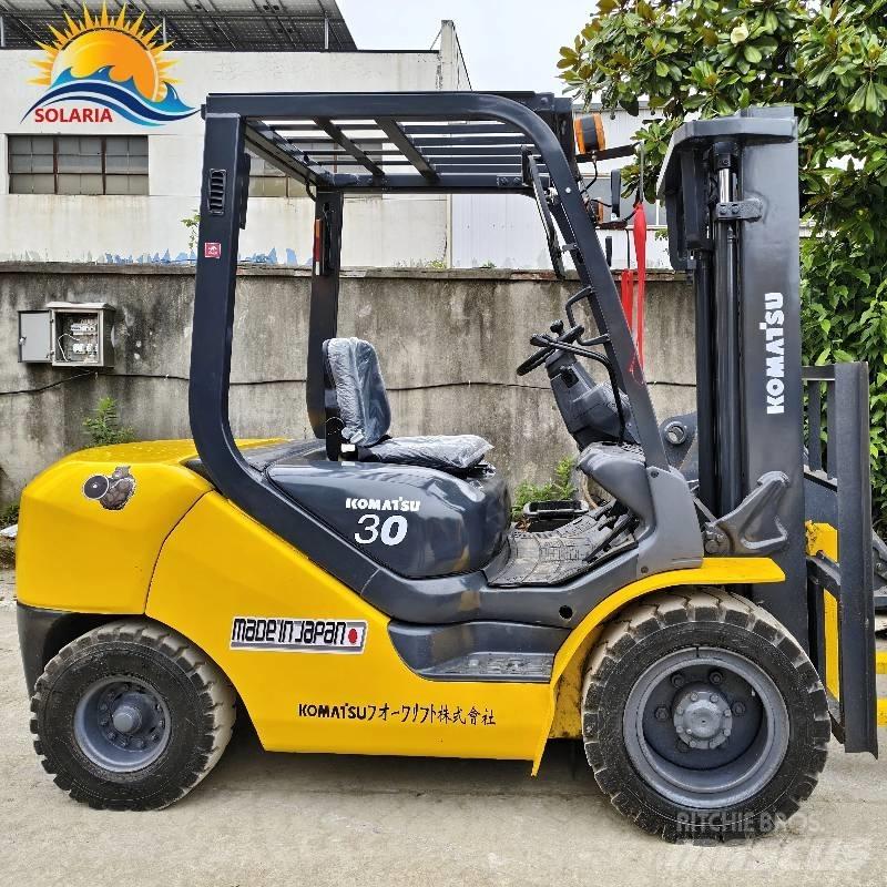 Komatsu FD30 柴油叉车