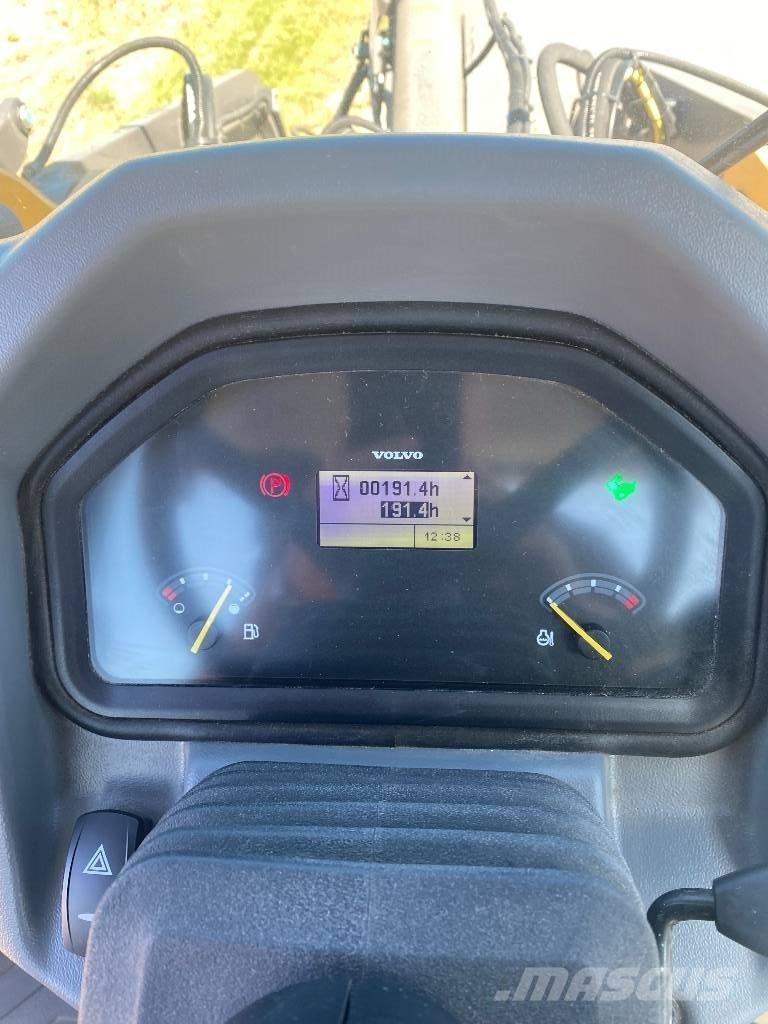 Volvo L30GS 轮式装载机