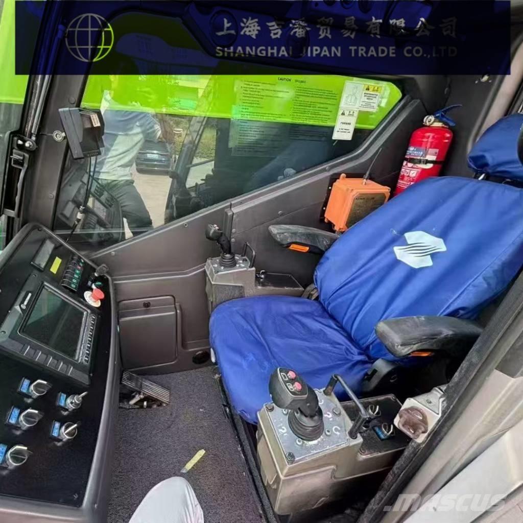 Zoomlion ZAT 2000 V7 全地面起重机︳移动式起重机