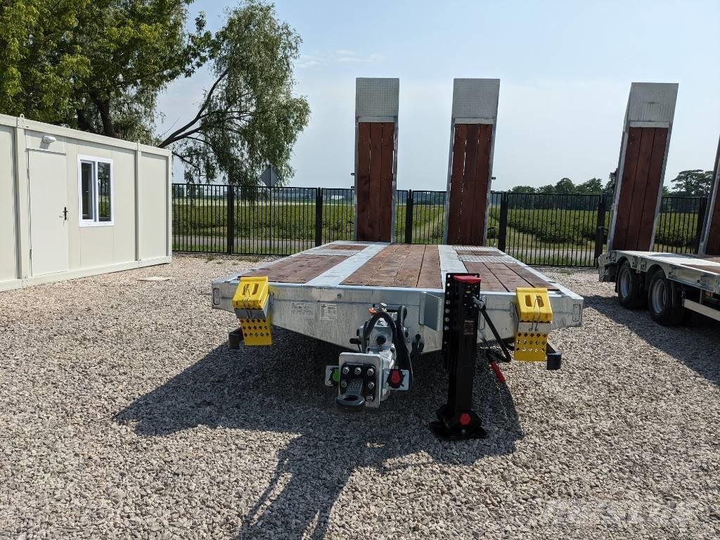  SCORPION Tandem 低平板半挂车