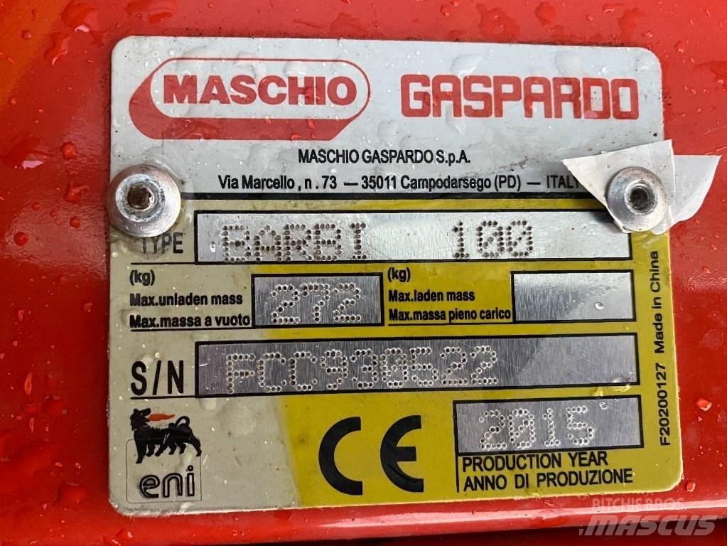 Maschio Barbi 100 牧场割草机和切顶器