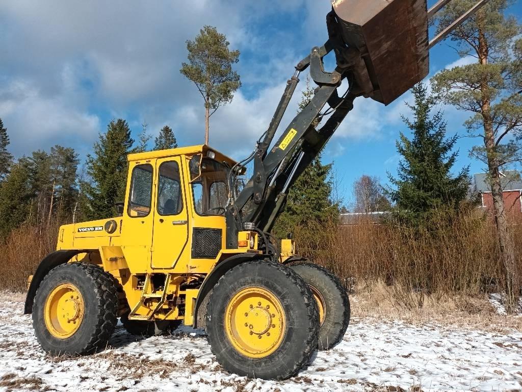 Volvo BM 4200 轮式装载机