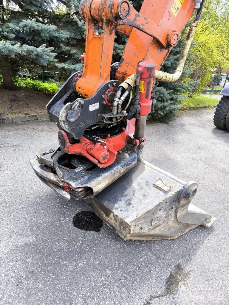 Hitachi ZX 140 W-3 轮式挖掘机
