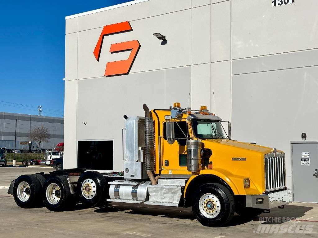 Kenworth T 800 牵引车