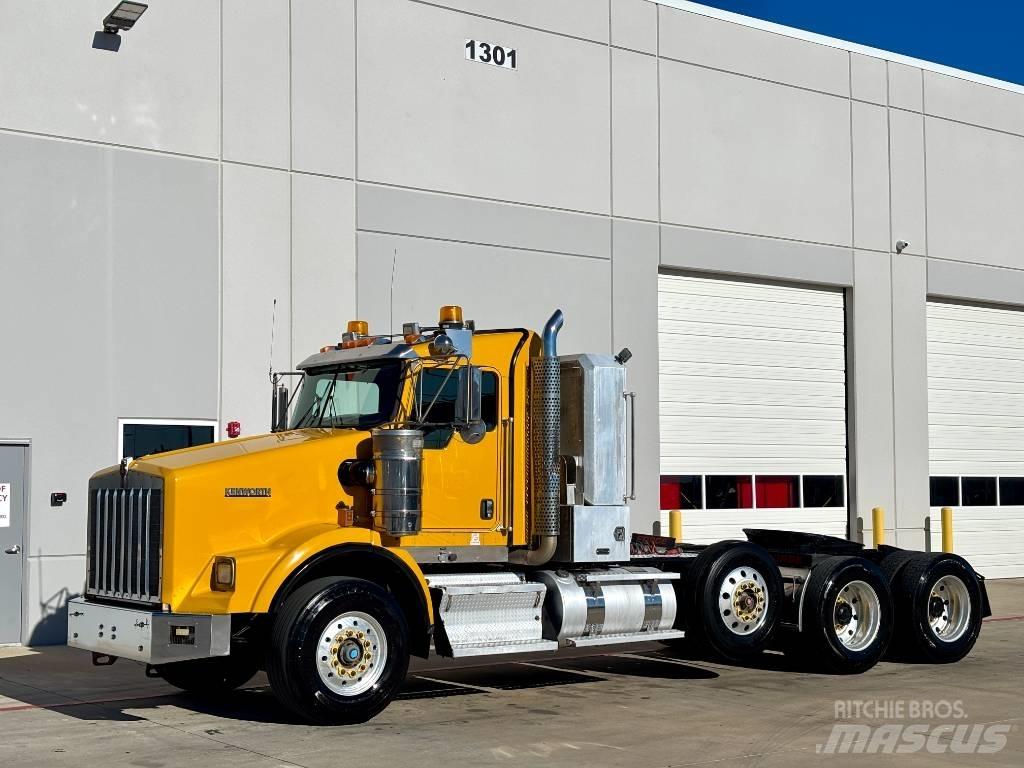 Kenworth T 800 牵引车