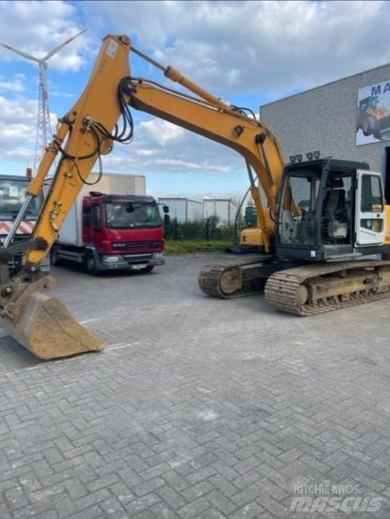 Hyundai 140lc-7a 履带挖掘机