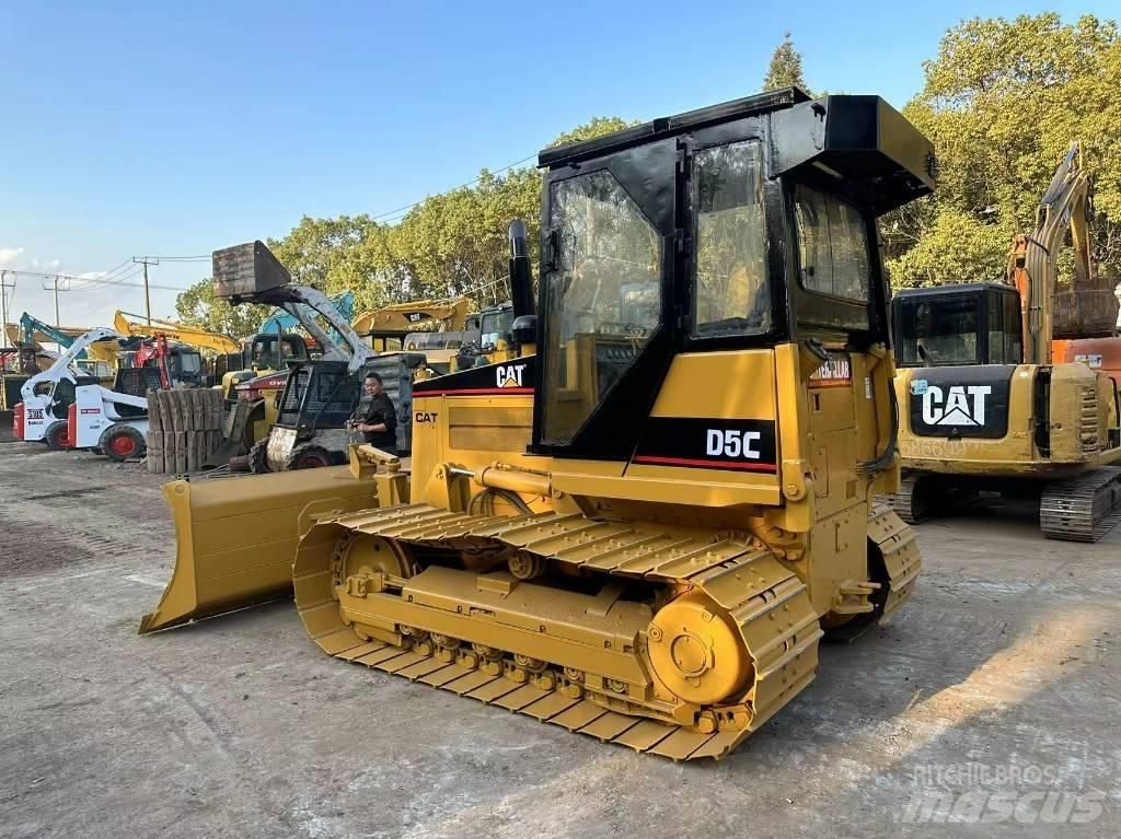 CAT D 5 C 履带式推土机