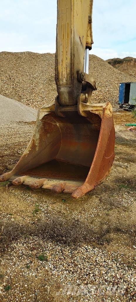 Komatsu PC 600 LC-7K 履带挖掘机