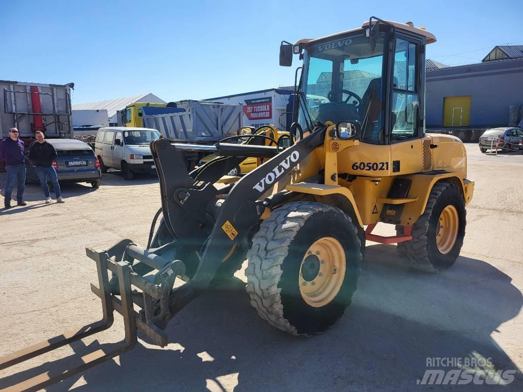 Volvo L 30 G 轮式装载机