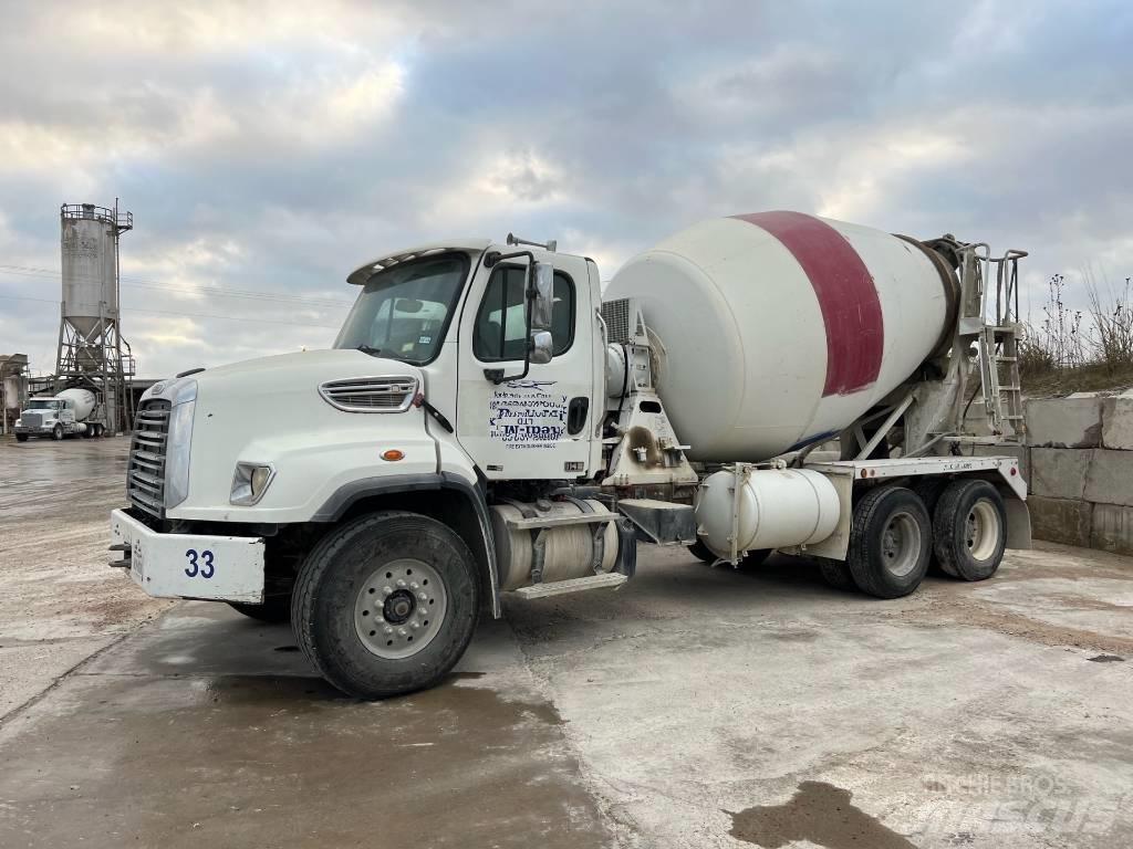 Freightliner SD 114 其他货车