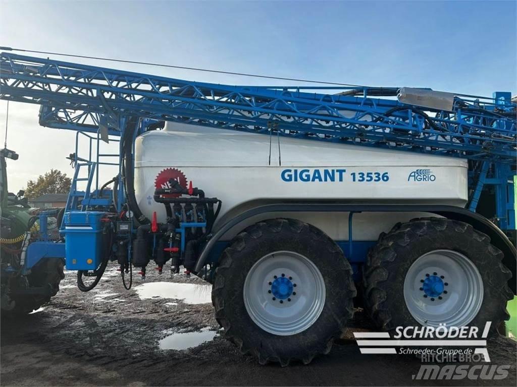 Agrio GIGANT 13500 牵引式喷雾机