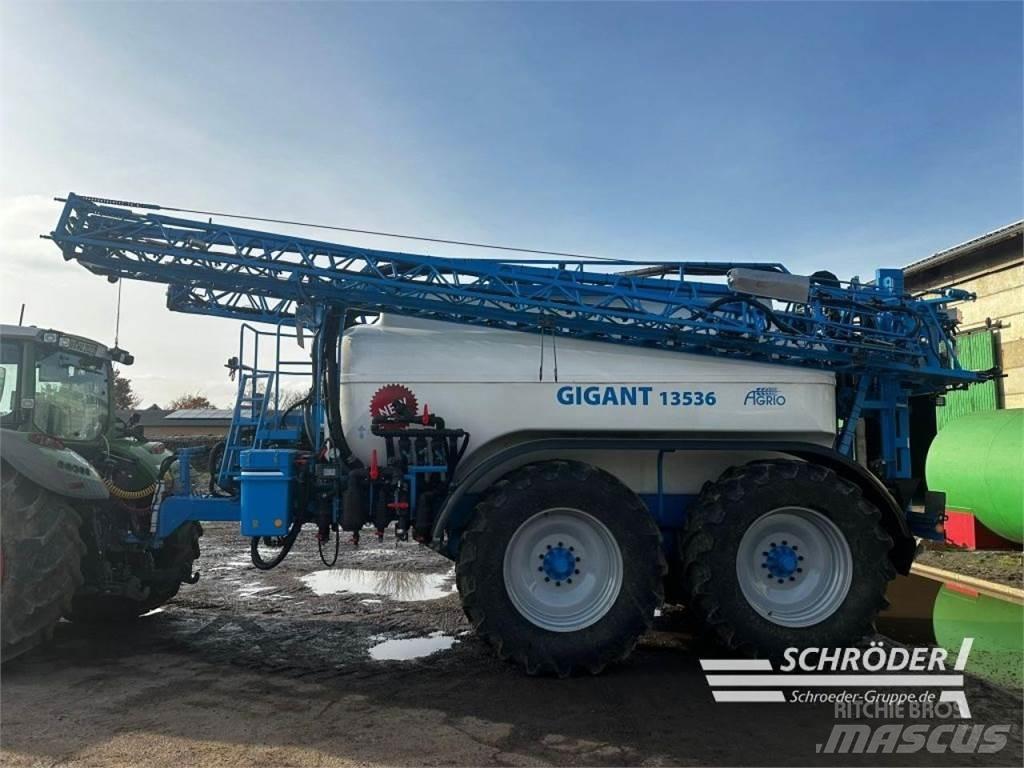 Agrio GIGANT 13500 牵引式喷雾机
