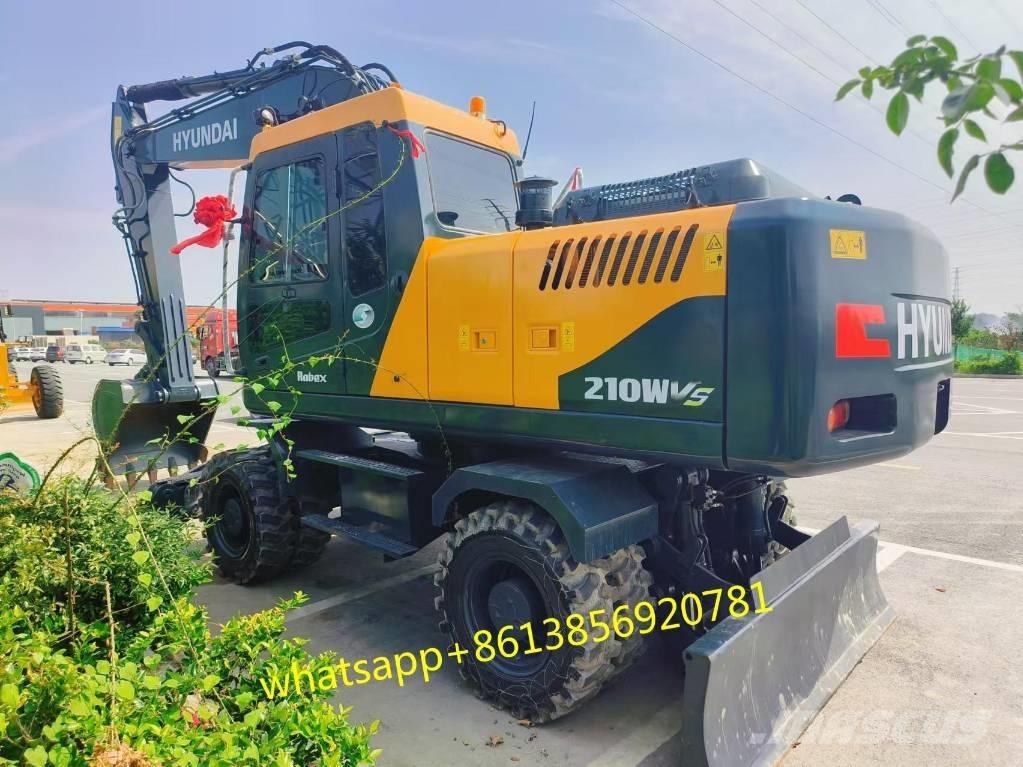 Hyundai W210-9 轮式挖掘机