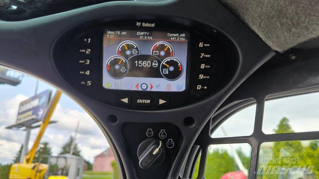 Bobcat S 450 滑移装载机