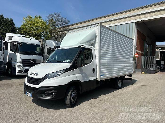 Iveco 35C14 其他
