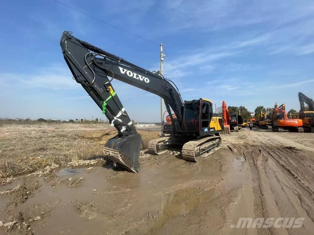 Volvo EC210 履带挖掘机