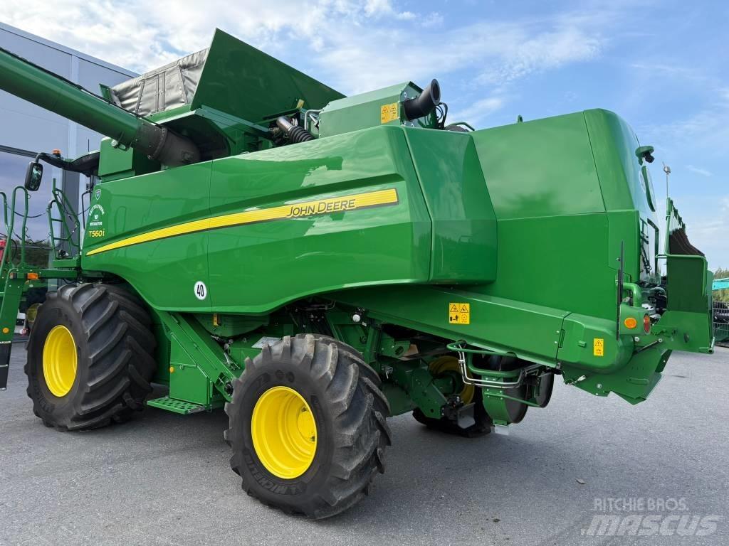 John Deere T 560 i 联合收割机